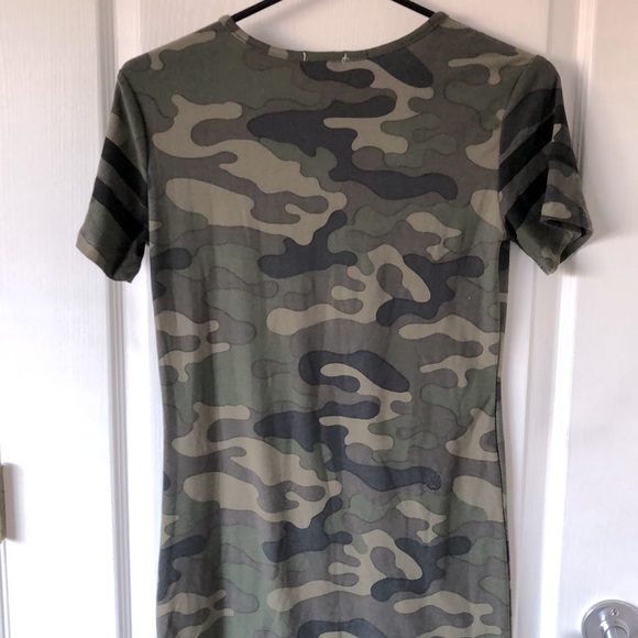 Camo Tee Dress - Picture 2 of 4